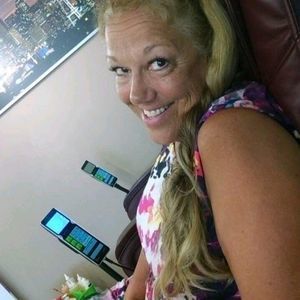 Meet your Posher, Cynthia